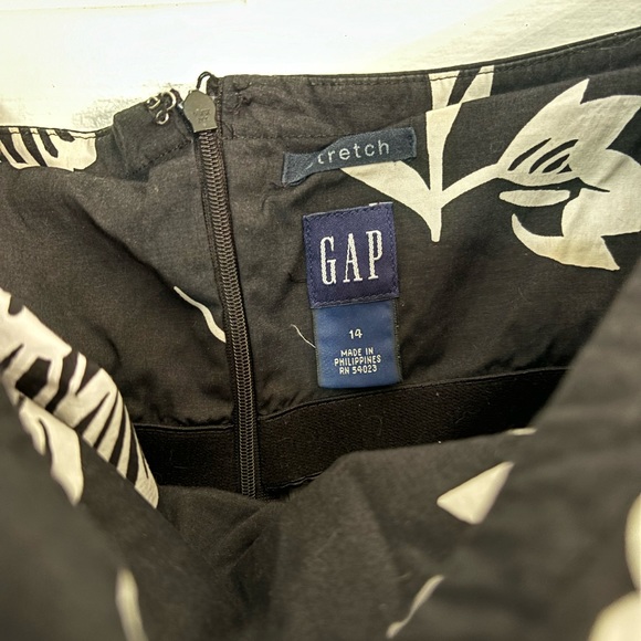 Strapless Gap dress - Picture 2 of 2